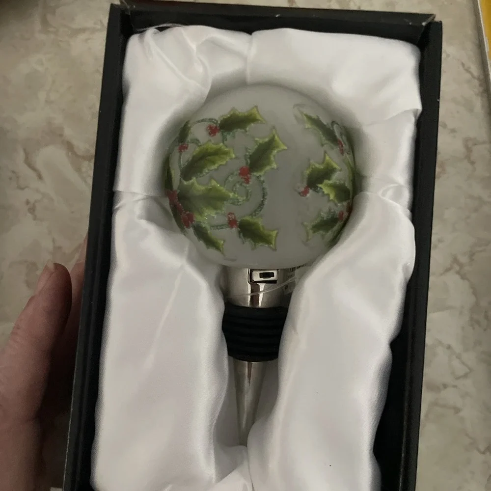 Ganz Light Up Cheer Ornament Wine Stopper